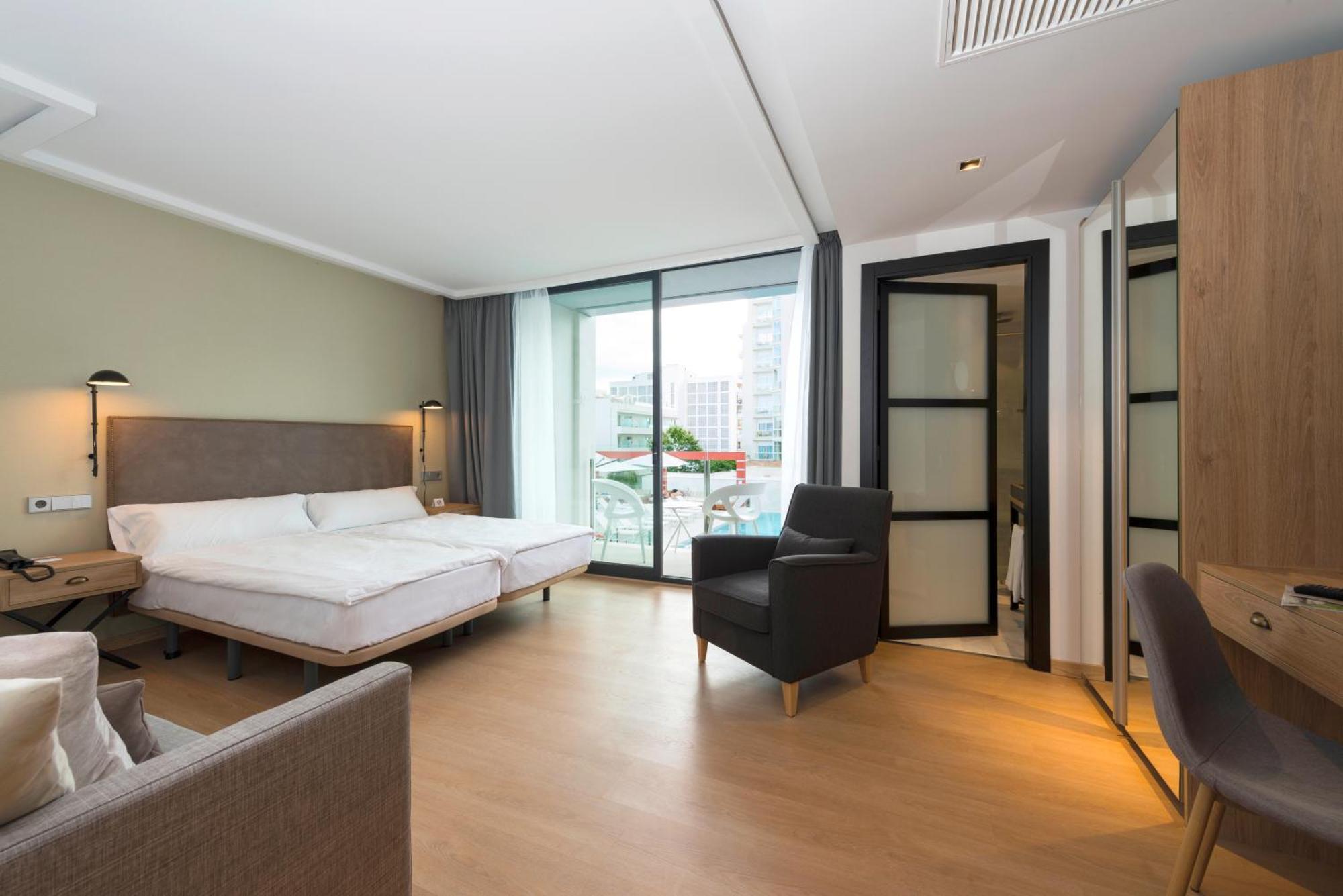 Double Room Balcony,1058081290:JPEG