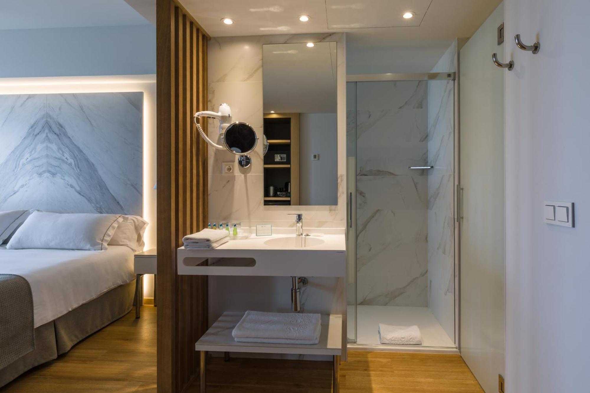 Habitación Doble con vistas al mar